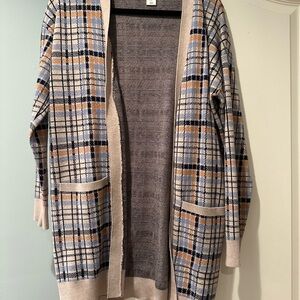 Max Studio Sz M Blue and Tan Plaid Cardigan